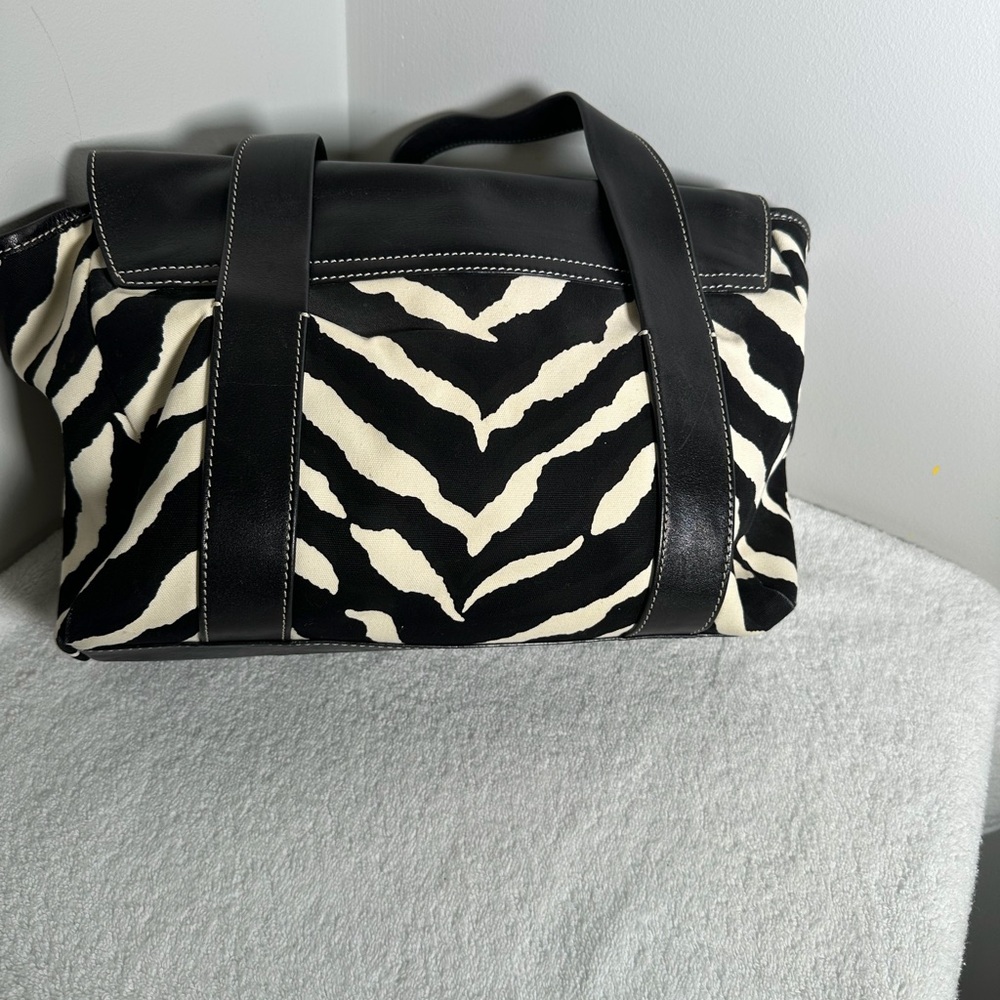 Kate Spade Black and White Zebra Handbag - Picture 3 of 9